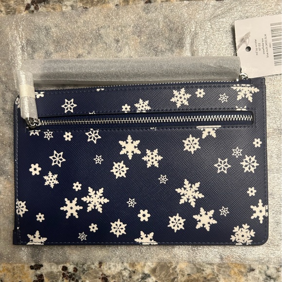 Kate Spade Staci Medium L Zip Wristlet Snowflake Toss (still in plastic) lzp - Picture 11 of 16